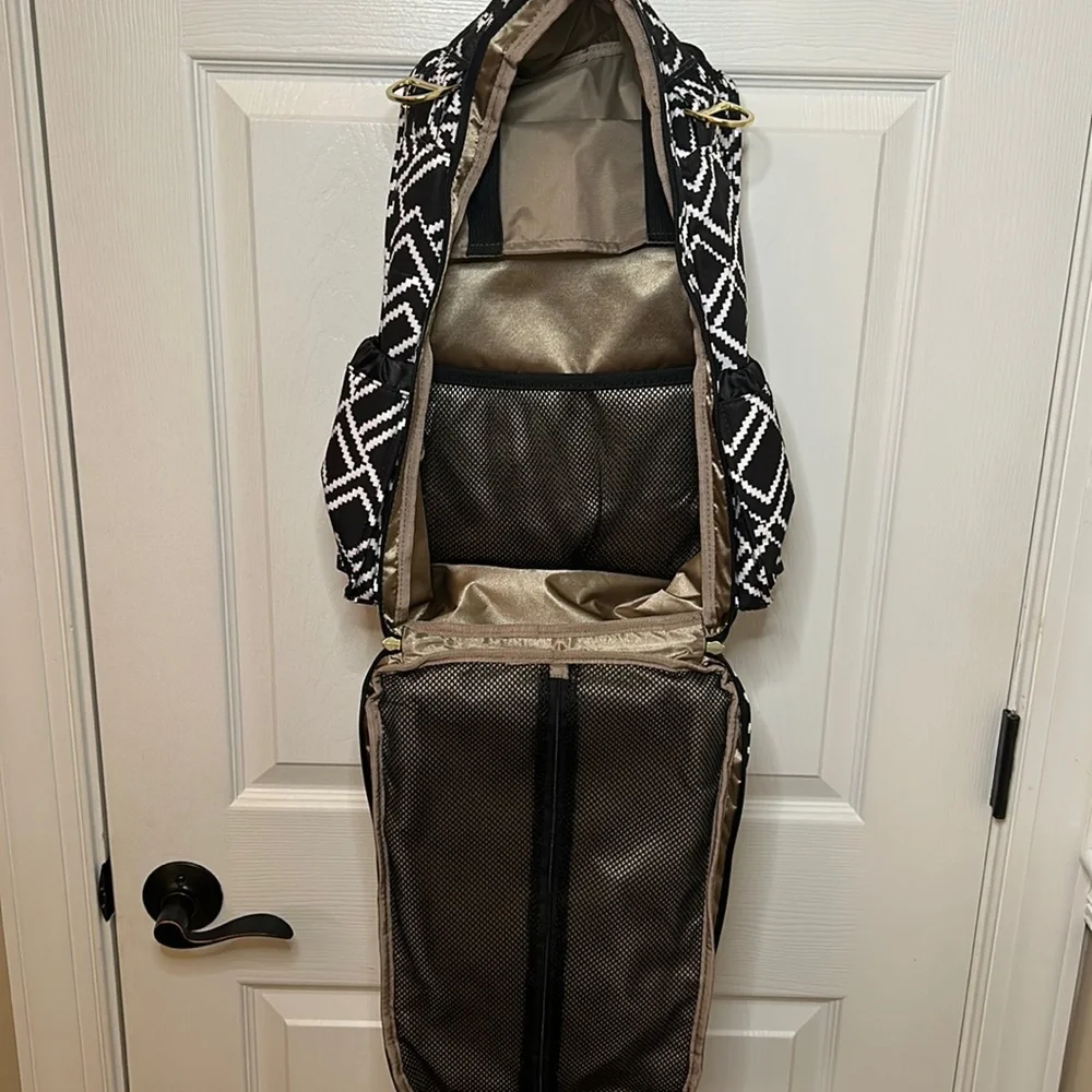 JuJuBe Be Right Back Backpack Diaper Bag NWOT